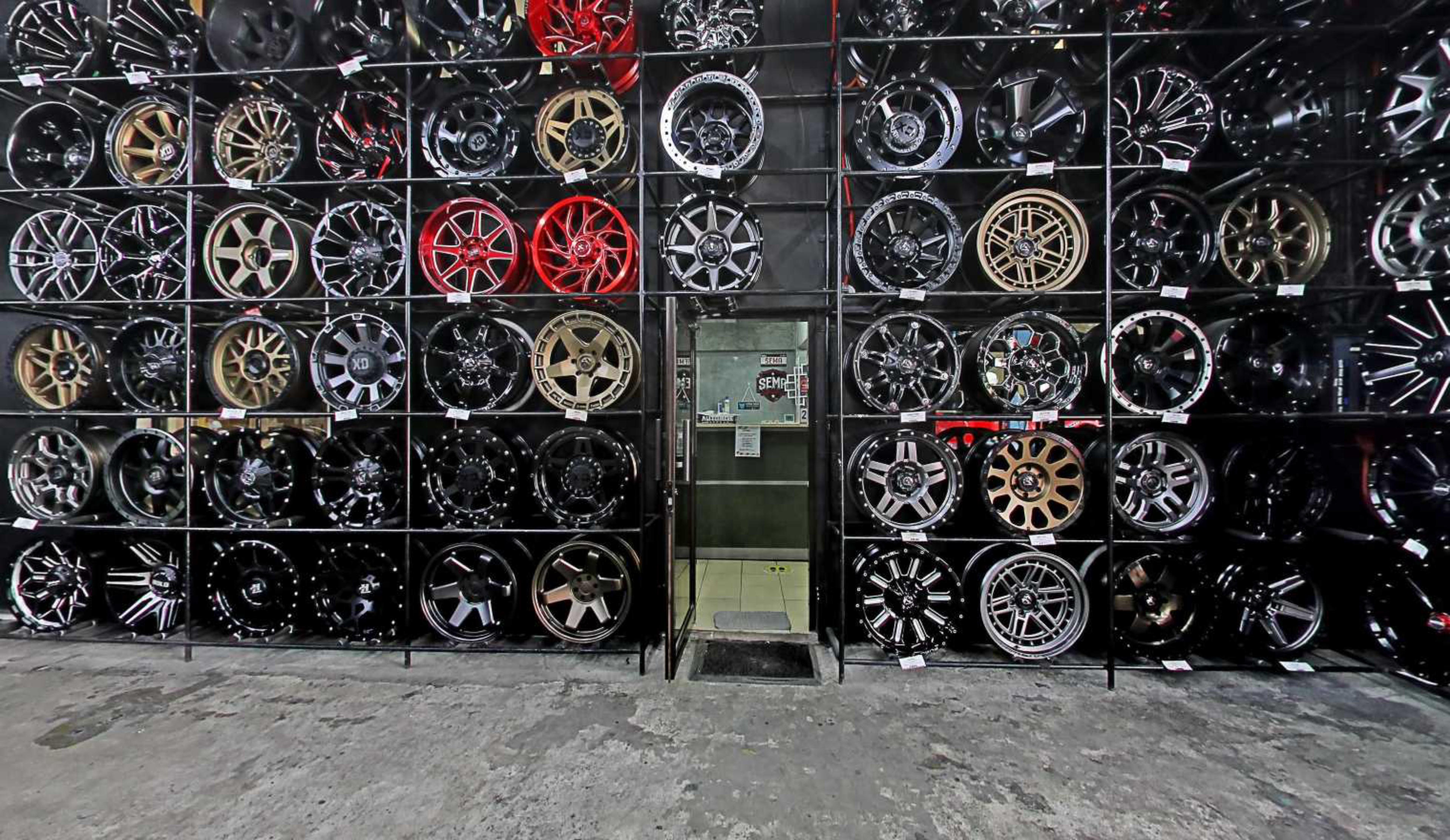 Autobot Autoworks-Offroad, Manila, Philippines virtual tour preview