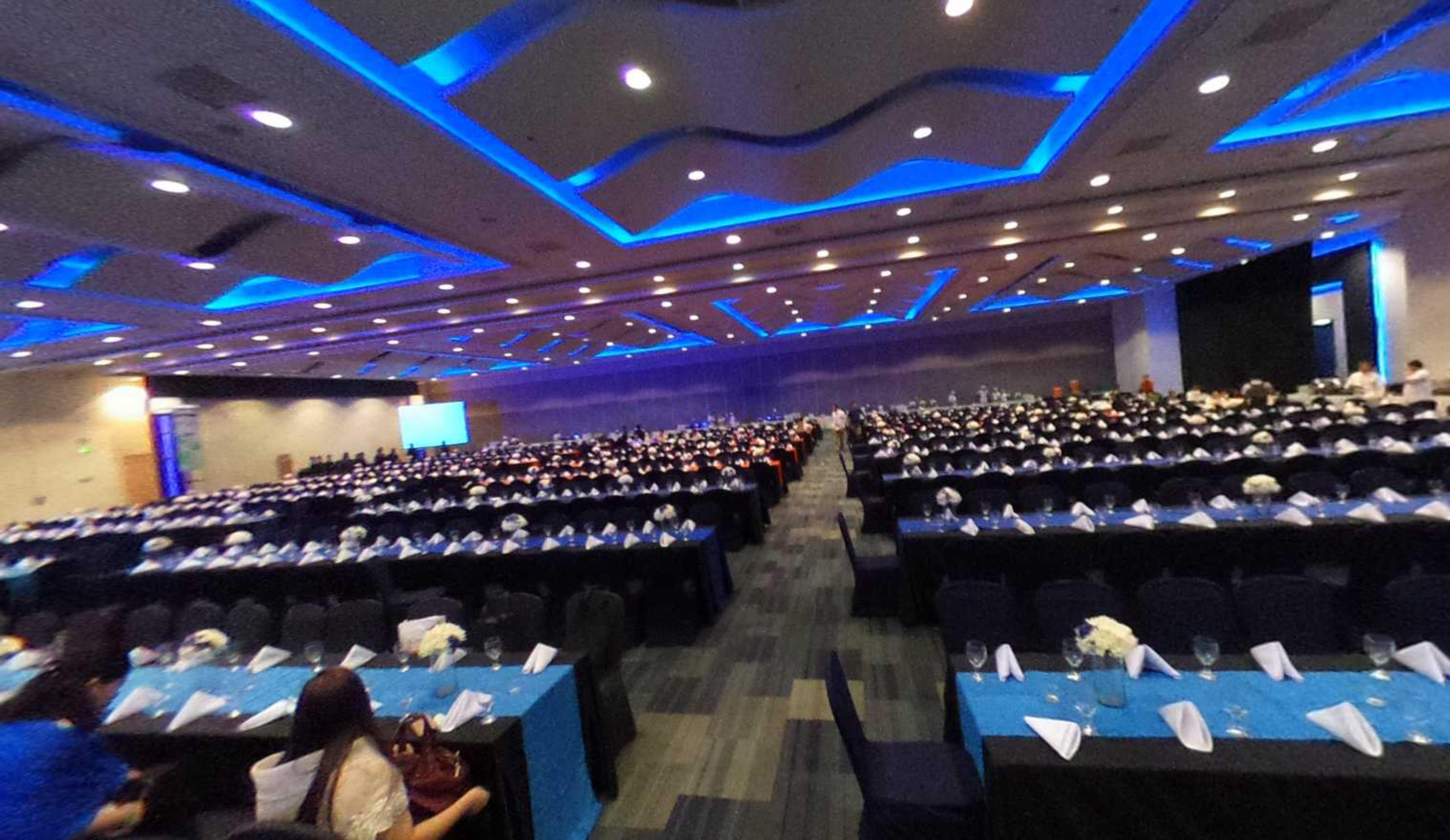 SMX Convention Center, Manila, Philippines virtual tour preview