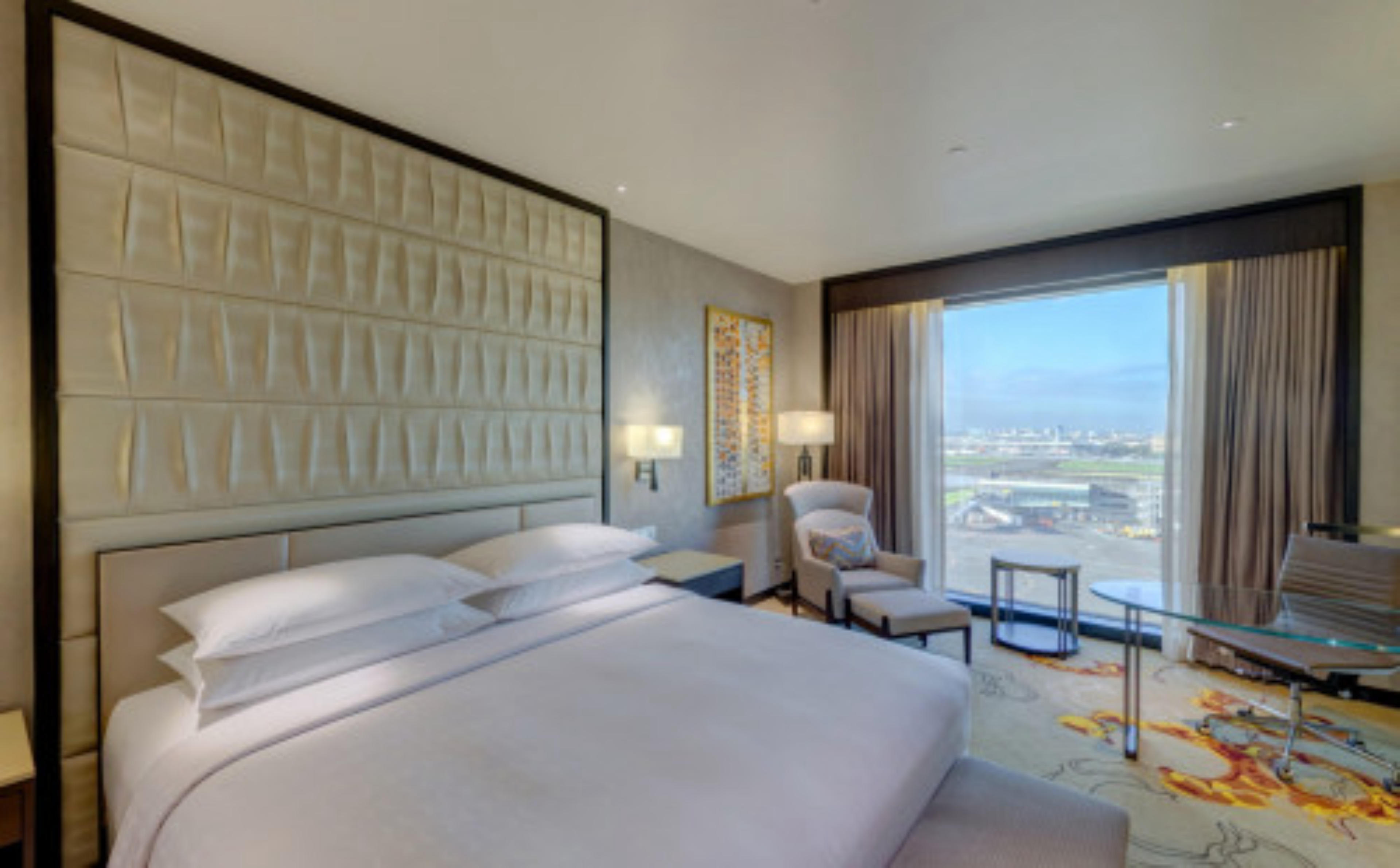 Sheraton Manila Hotel, Manila, Philippines virtual tour preview