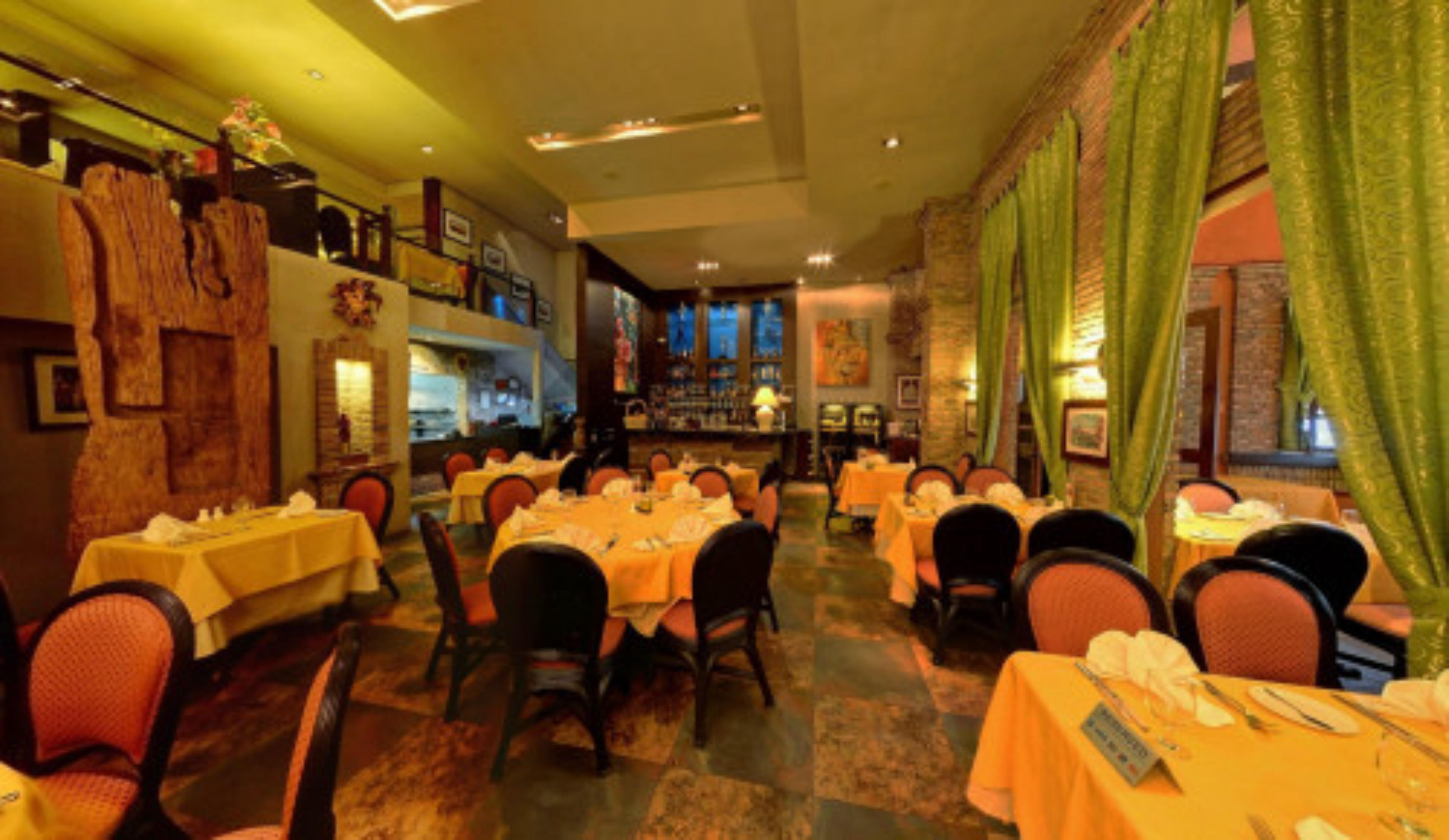 L'Opera Ristorante Italiano, Manila, Philippines virtual tour preview